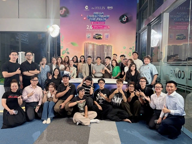 z6727826178040-49d1d48886462b16d20fd5d129976aab-175049690050412298211